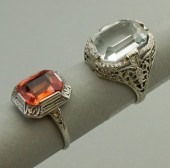 14K WHITE GOLD AND CLEAR STONE