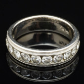 14K WHITE GOLD AND DIAMOND BAN