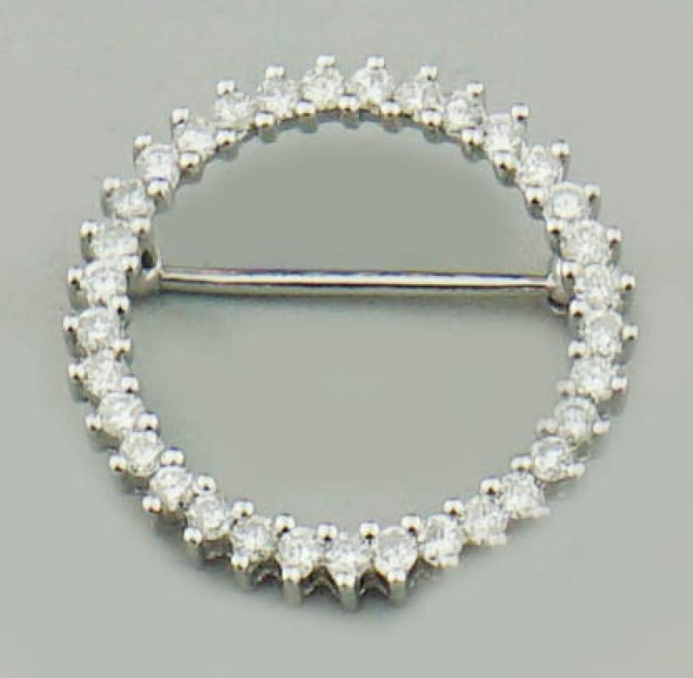 14K WHITE GOLD AND DIAMOND CIRCLE