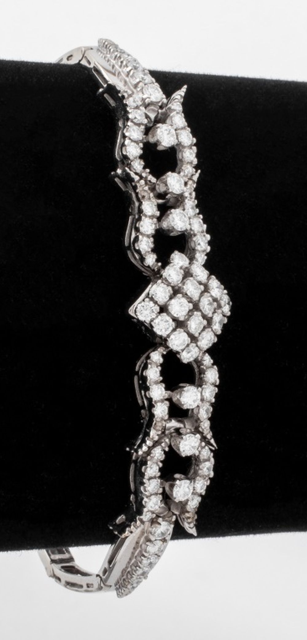 14K WHITE GOLD DIAMOND BRACELET 14K