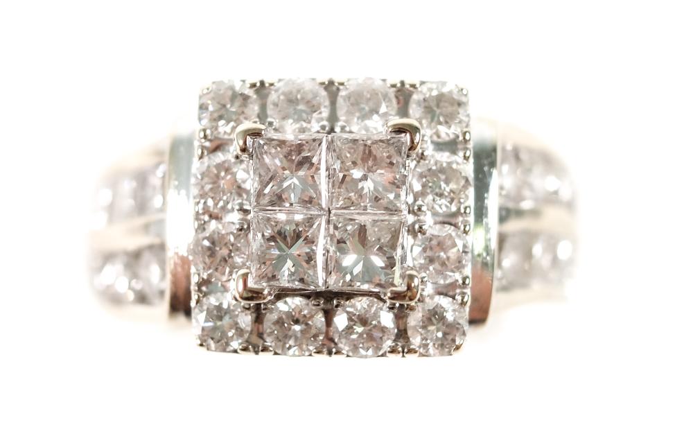 14K WHITE GOLD DIAMOND RING, SIZE