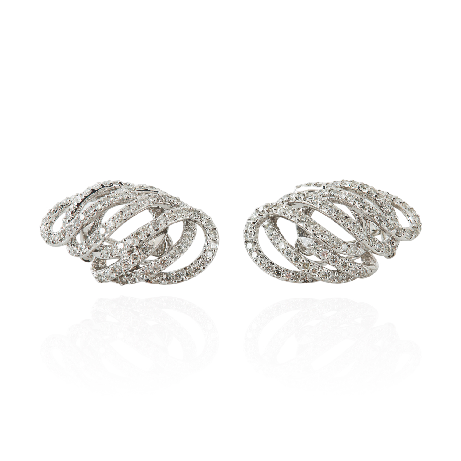 14K White gold diamond swirl