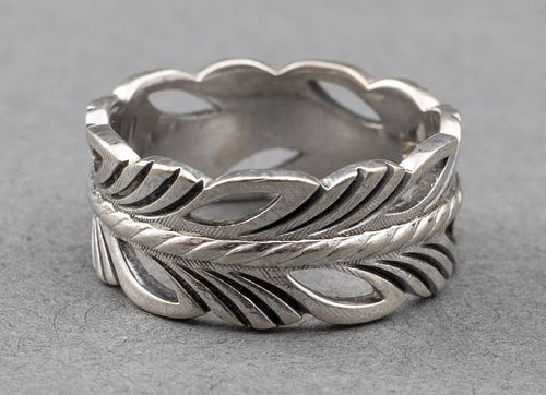 14K WHITE GOLD FLORIFORM ETERNITY