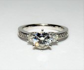 14K WHITE GOLD & MOISSANITE LA