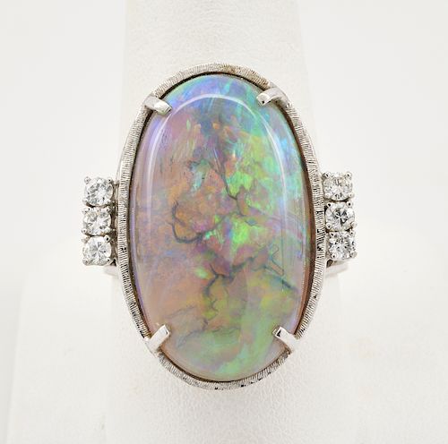 14K WHITE GOLD SPECTACULAR
