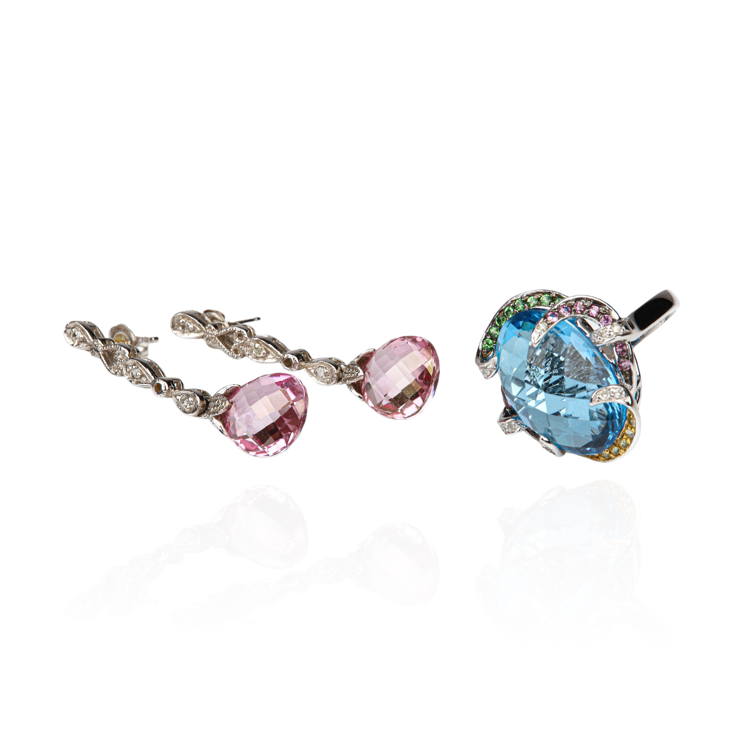 14K White Gold Topaz Cocktail