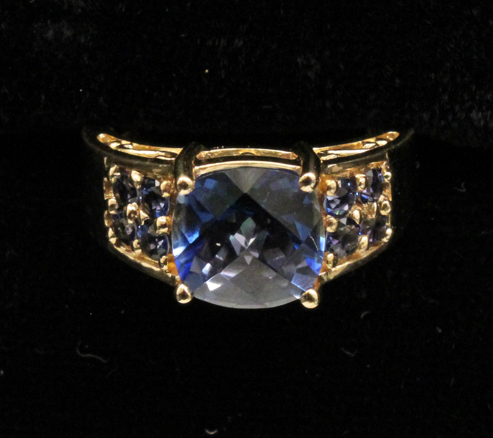 14K YELLOW GOLD AND MYSTIC LADIES