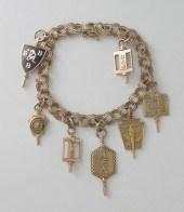 14k YELLOW GOLD CHARM BRACELET