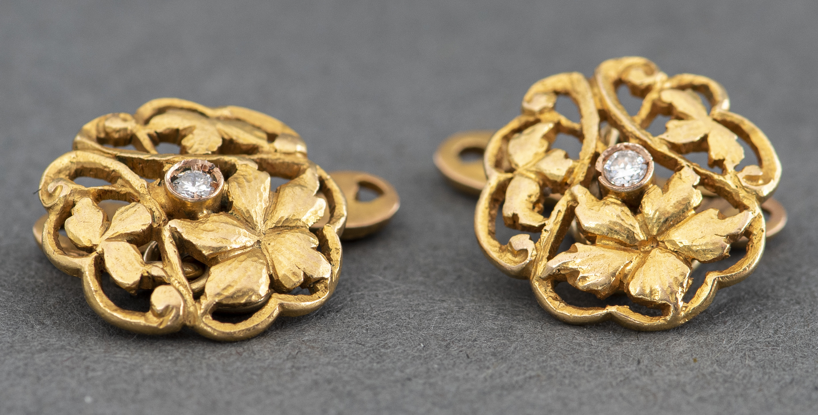 14K YELLOW GOLD DIAMOND FLORIFORM