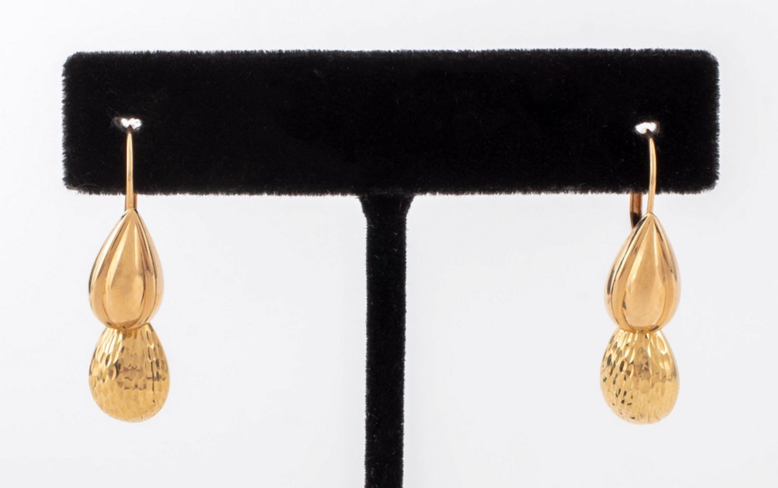 14K YELLOW GOLD DROP EARRINGS &