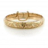 14K YELLOW GOLD ENGRAVED, VICT