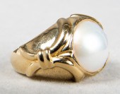 14K YELLOW GOLD FLORAL MOTIF M