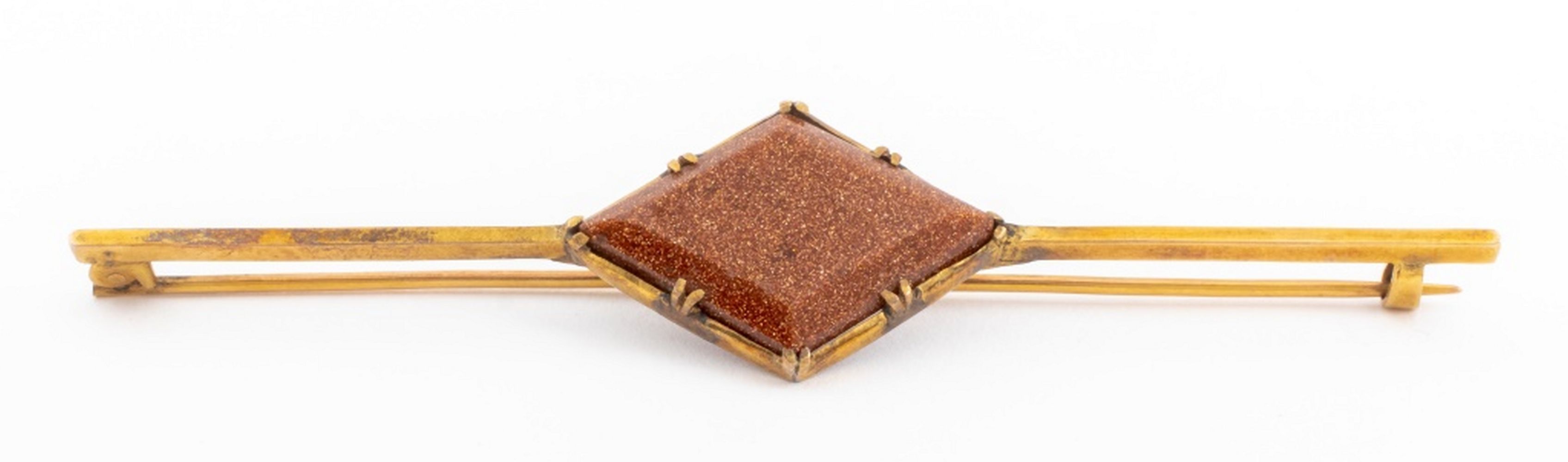 14K YELLOW GOLD GOLDSTONE BROOCH