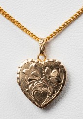 14K YELLOW GOLD HEART LOCKET P