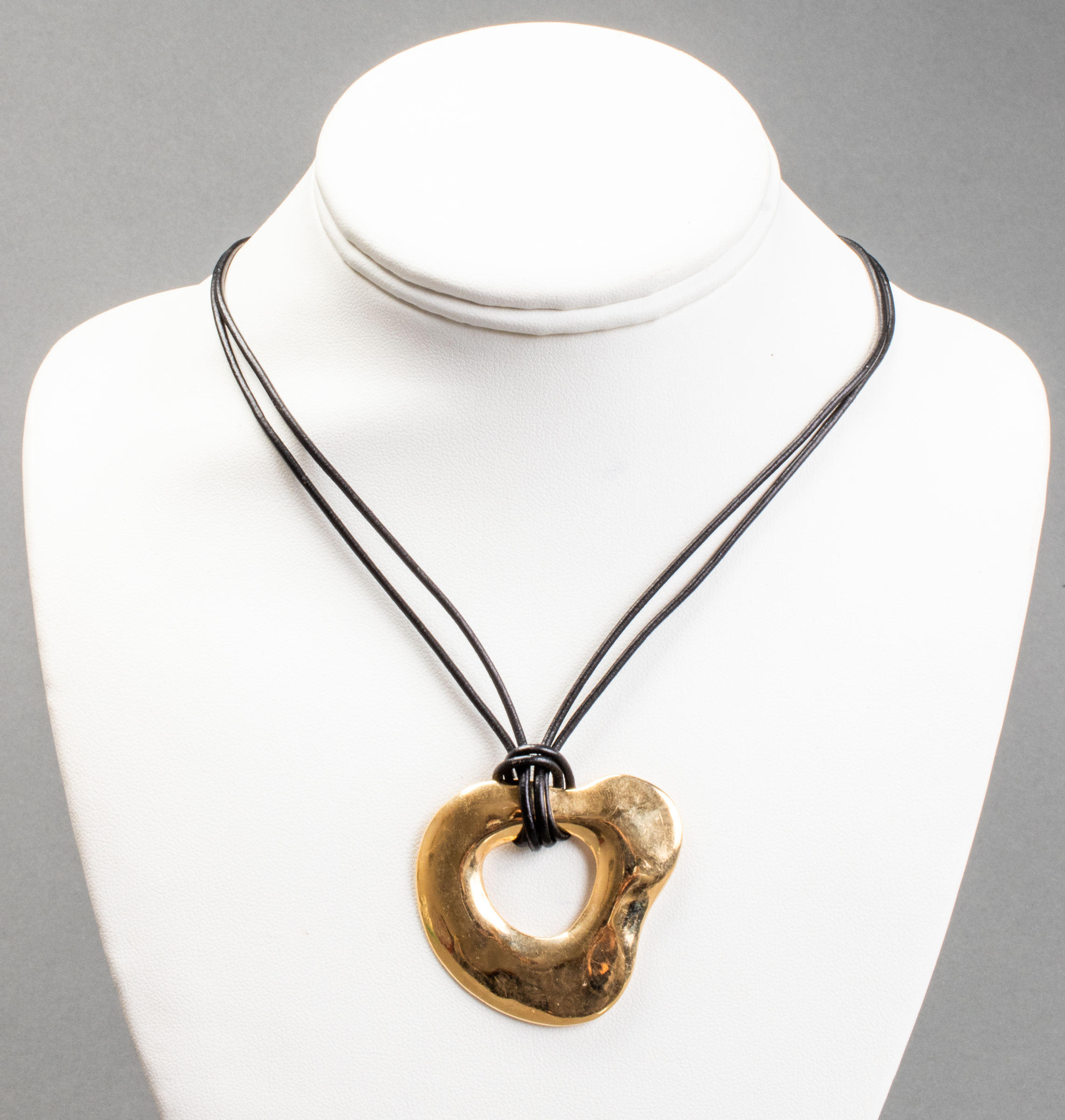 14K YELLOW GOLD HEART PENDANT