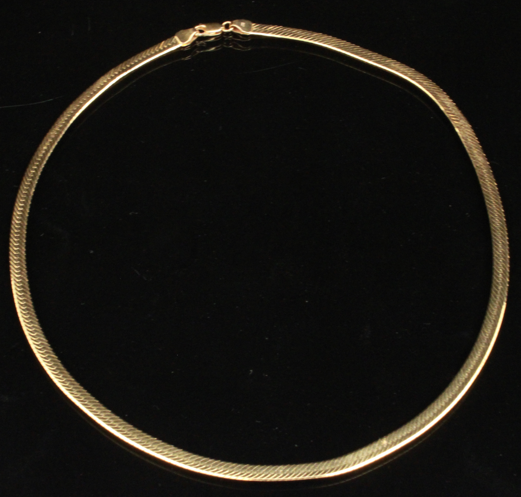 14K YELLOW GOLD HERRINGBONE 24"