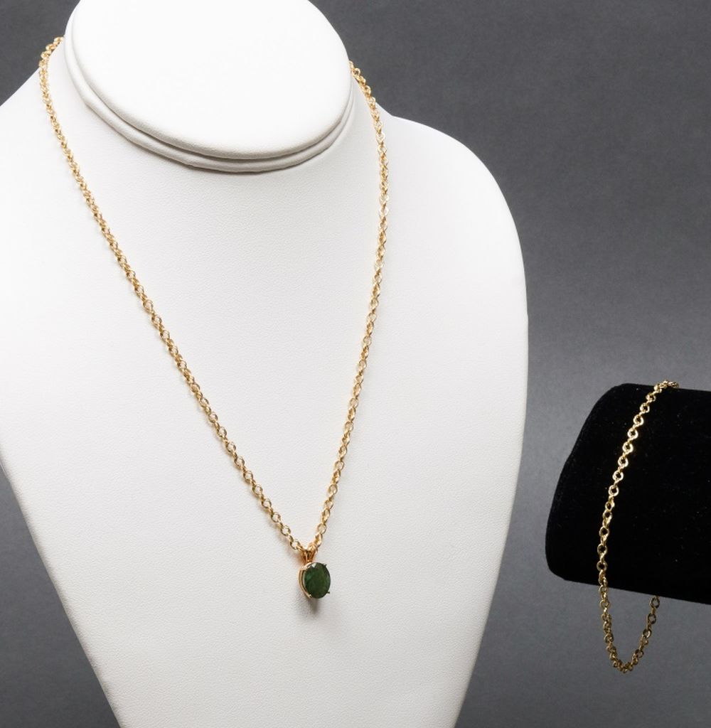 14K YELLOW GOLD JADE PENDANT