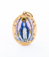 14K YELLOW GOLD OVAL ENAMEL VI