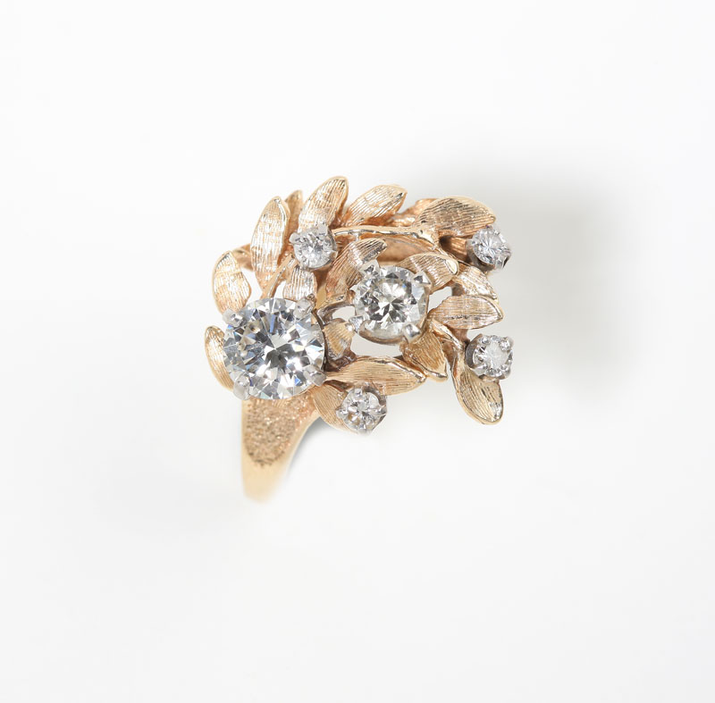 14K yellow gold set with 1 full-cut