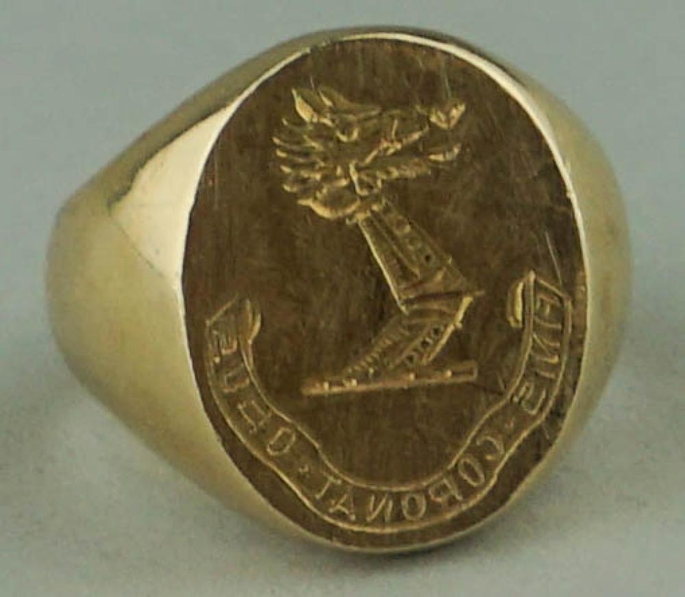 14K YELLOW GOLD SIGNET RING14K