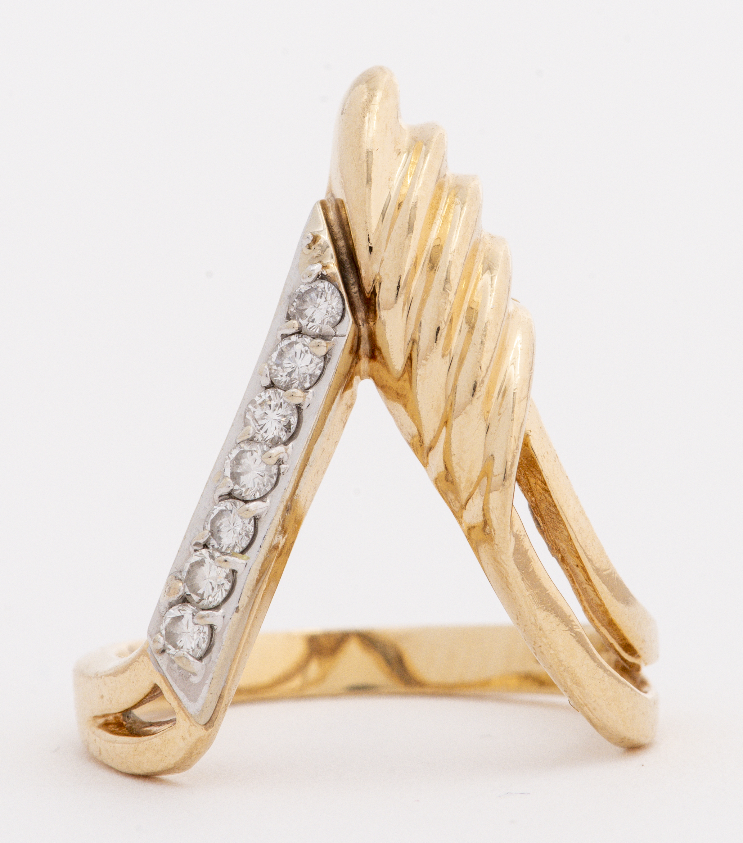 14K YELLOW & WHITE GOLD DIAMOND "V"