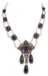 14KT. AMETHYST AND PEARL NECKL