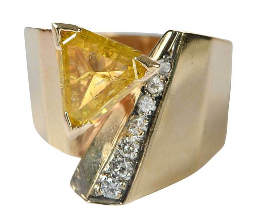 14KT. DIAMOND RINGone fancy