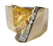 14KT. DIAMOND RINGone fancy tr