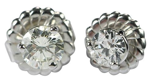 14KT. DIAMOND STUD EARRINGSone