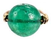 14KT. EMERALD RINGone round em