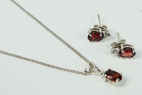 14KT WHITE GOLD GARNET & DIAMOND