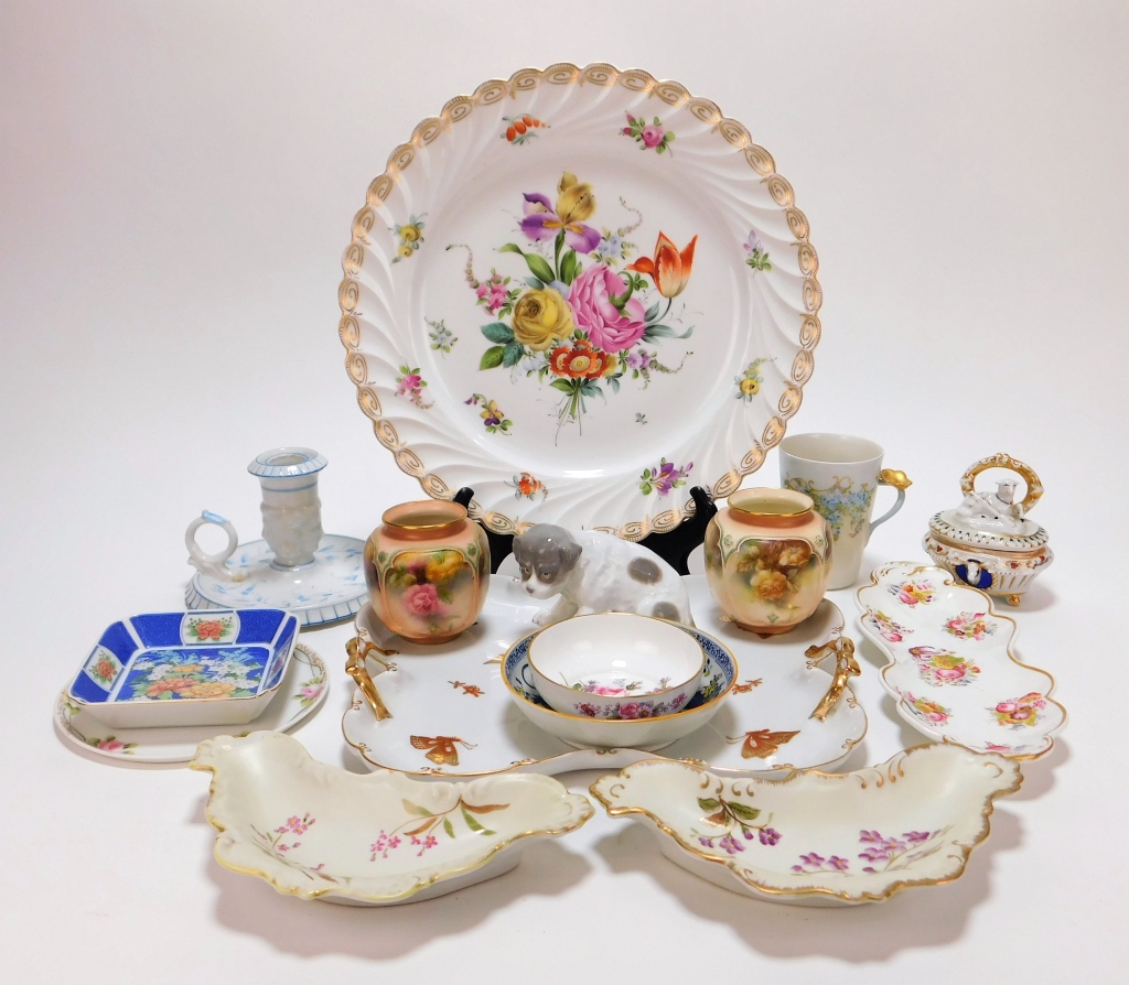 14PC ASSORTED PORCELAIN TABLE