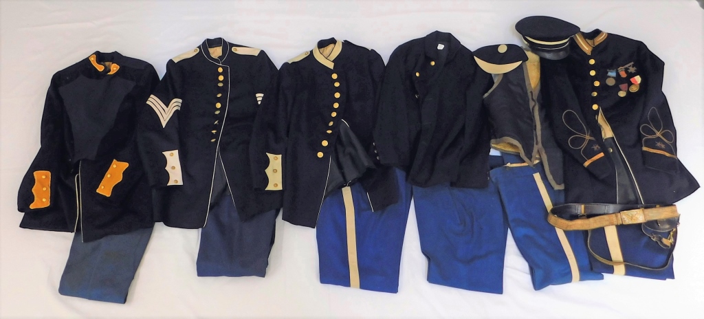 14PC KENTISH GUARD MILITARY UNIFORM