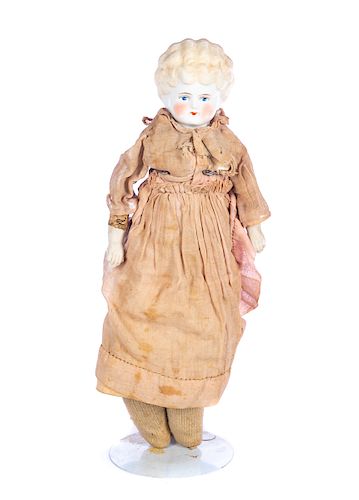 15 INCH ANTIQUE MOLDED HAIR