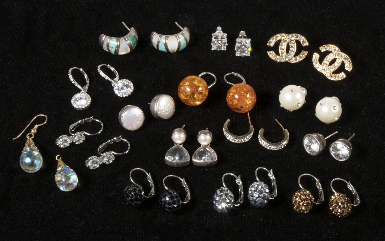 (15 PRS) EARRINGS Lot of Assorted