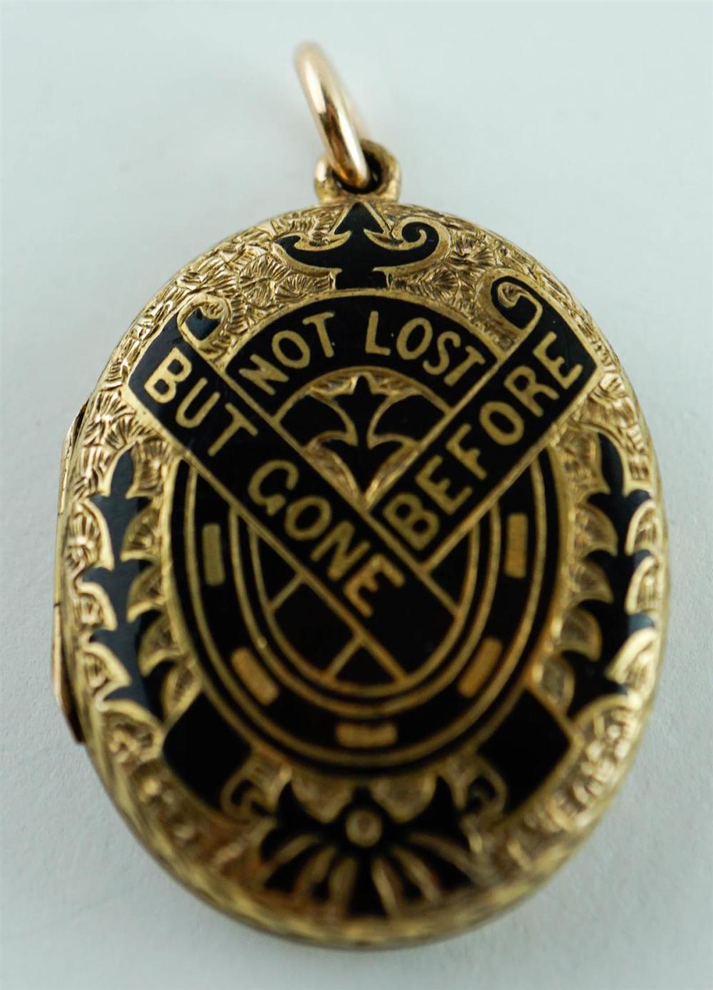 15CT YELLOW GOLD AND ENAMEL
