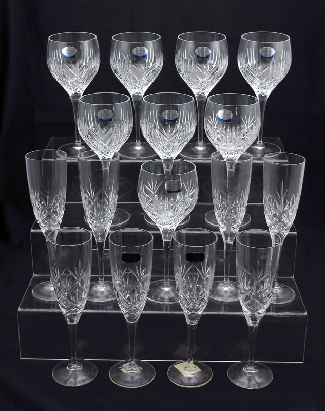 16 DOULTON CRYSTAL STEMS: To