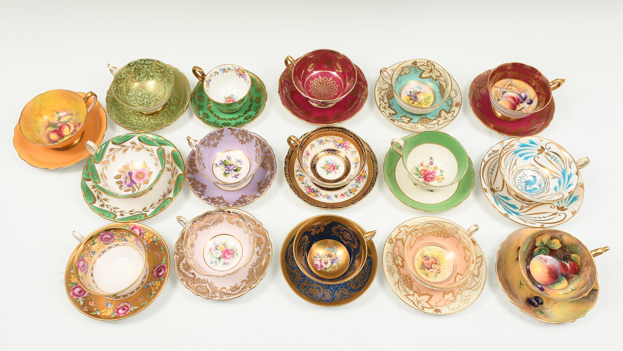 16 PC. PARAGON & ROYAL CHELSEA