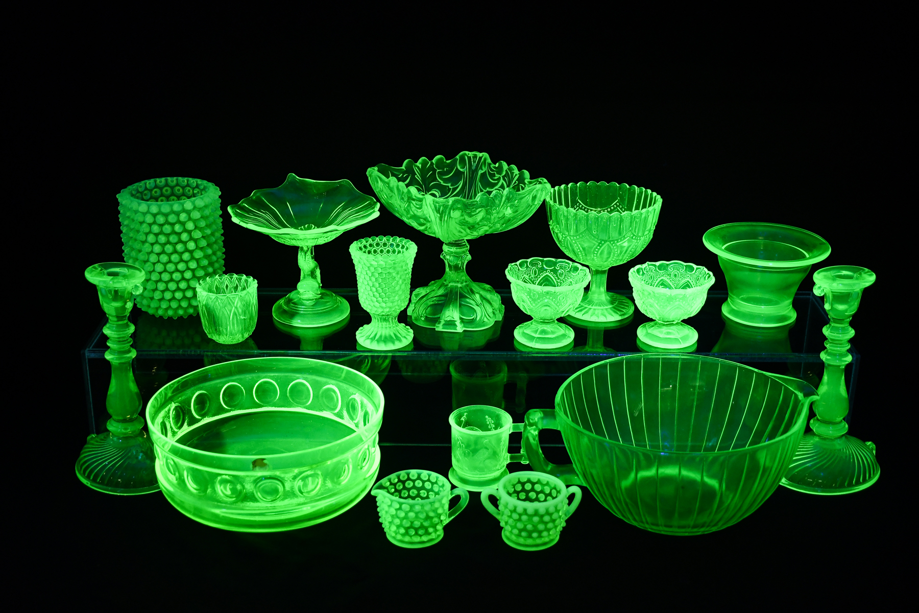 16 PC. URANIUM & VASELINE GLASS
