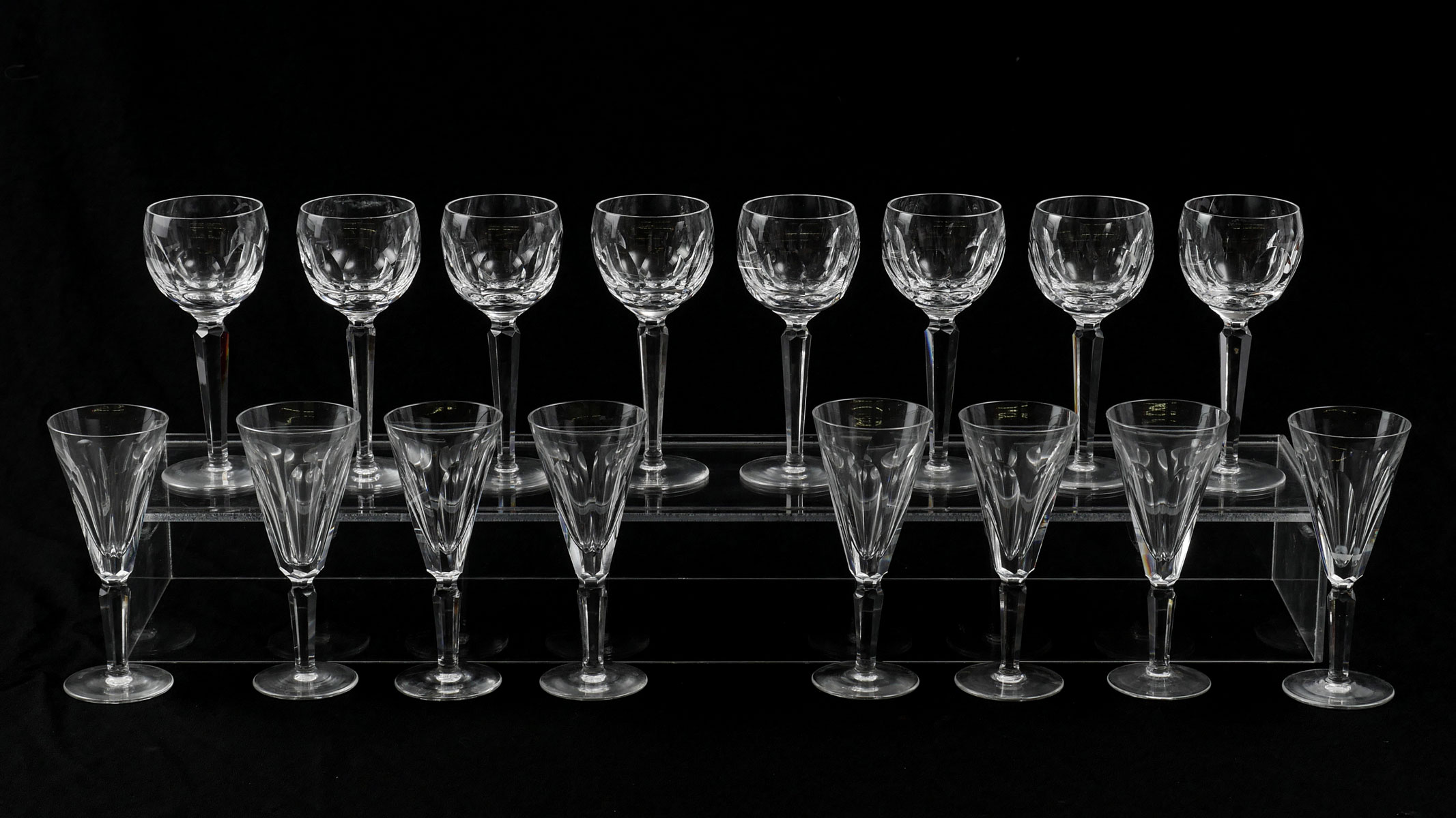 16 PC. WATERFORD ''SHEILA'' CRYSTAL