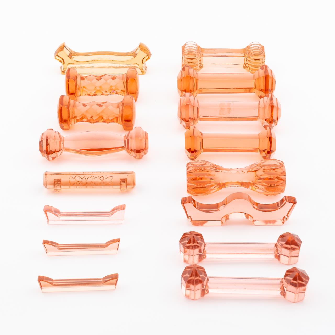 16 SALMON COLORED MISC. GLASS KNIFE