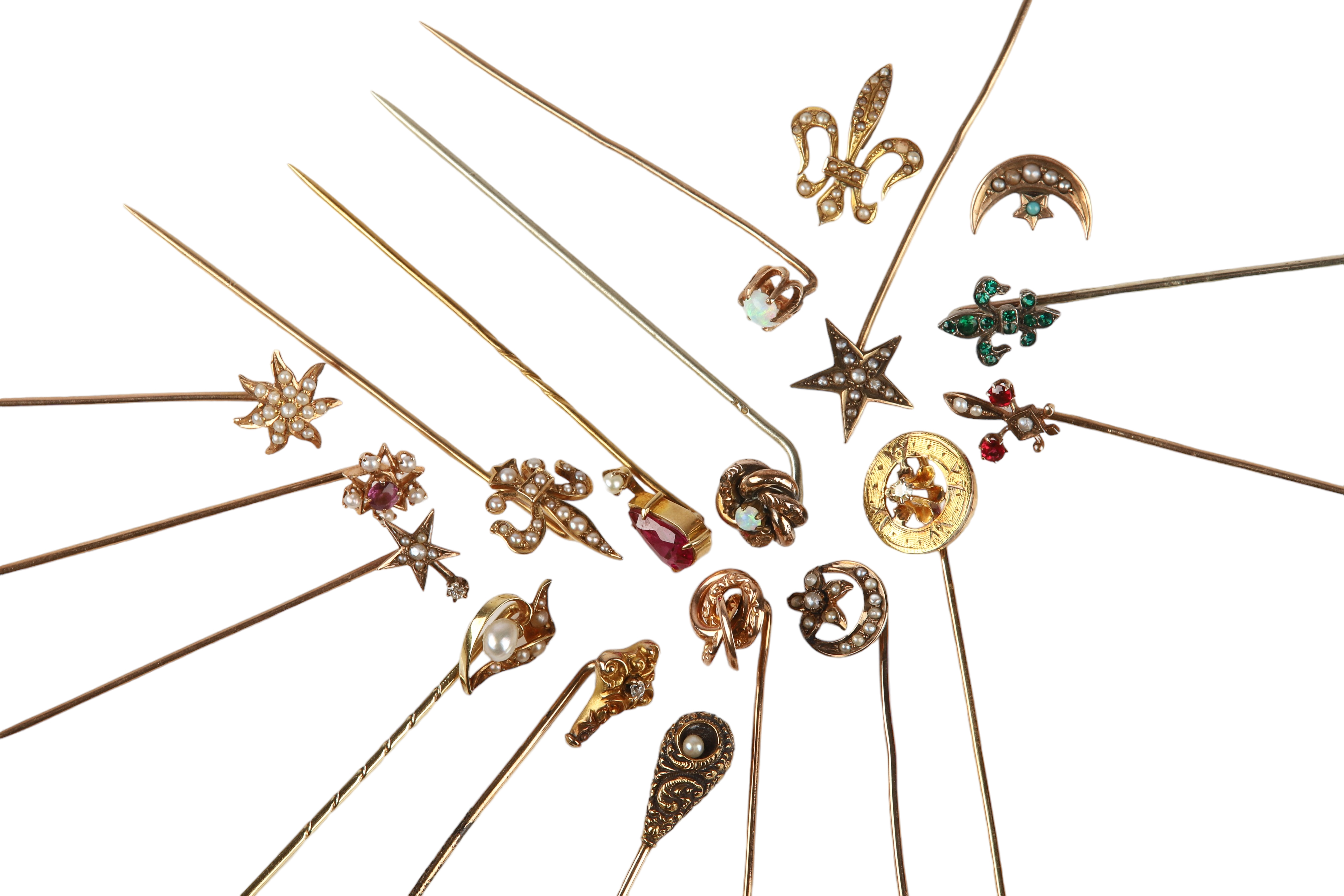 (16) Stick pins in gold and