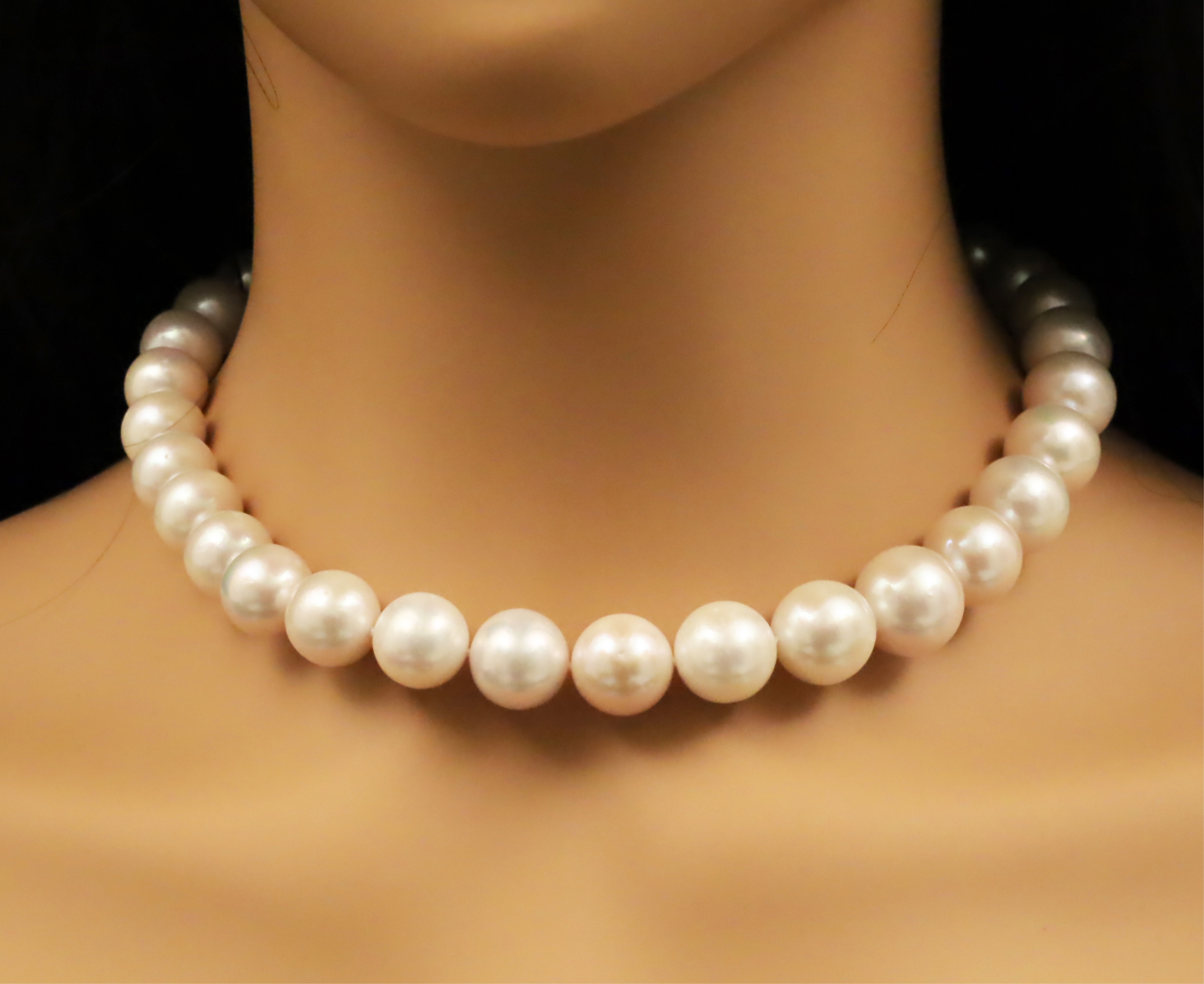 16.5" GRADUATING NATURAL PEARL