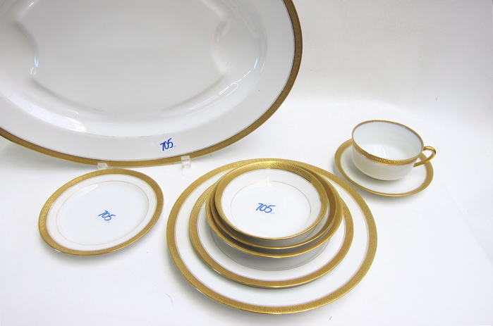 165 PIECE HAVILAND LIMOGES FINE