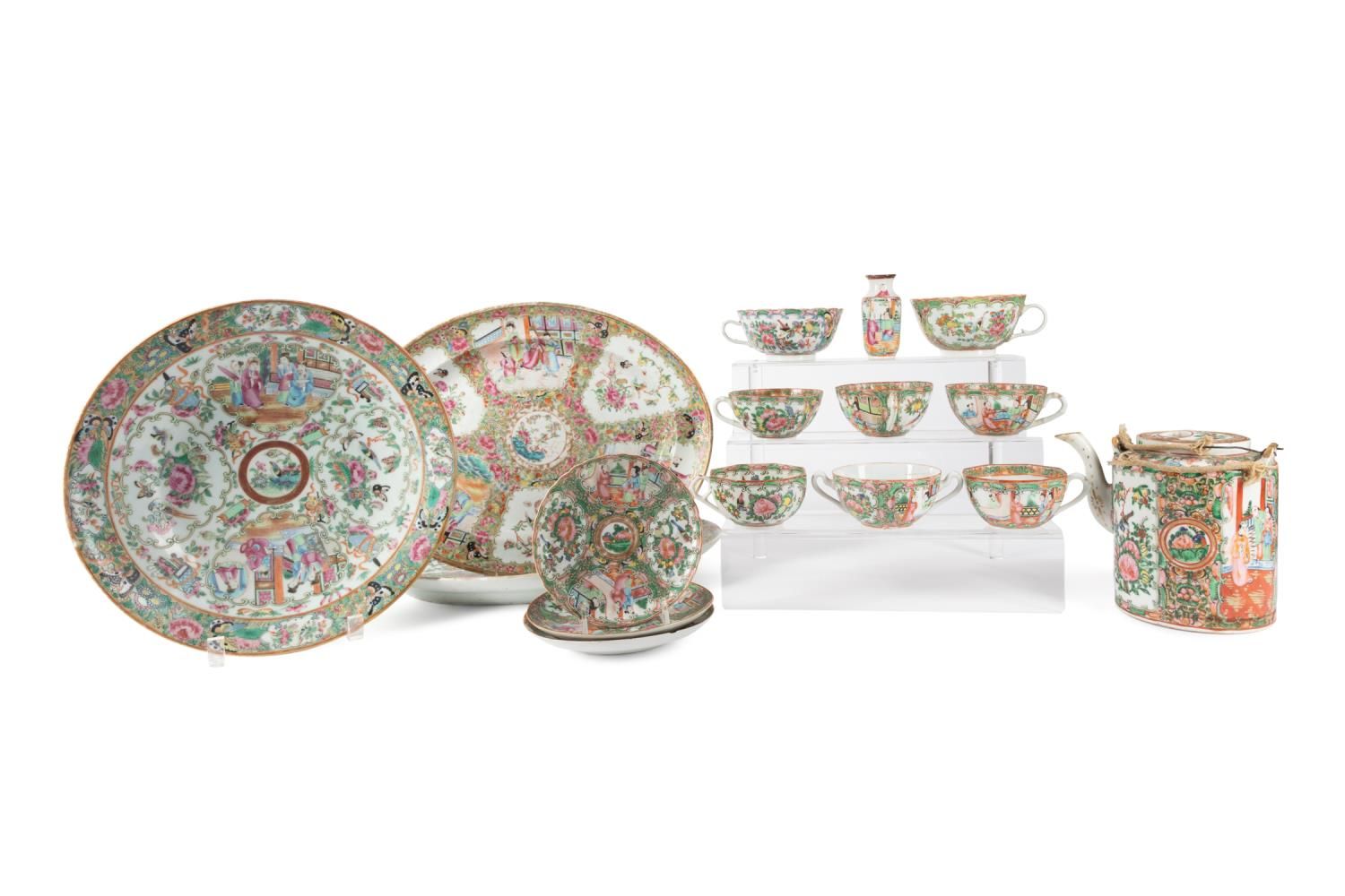 16PC CHINESE ROSE MEDALLION