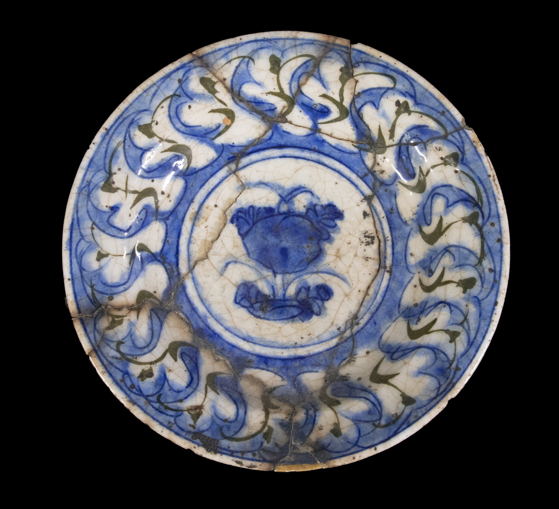 16TH C. SAFAVID PERSIAN BLUE AND