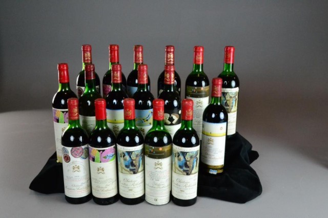 (17) BOTTLES OF CHATEAU MOUTON