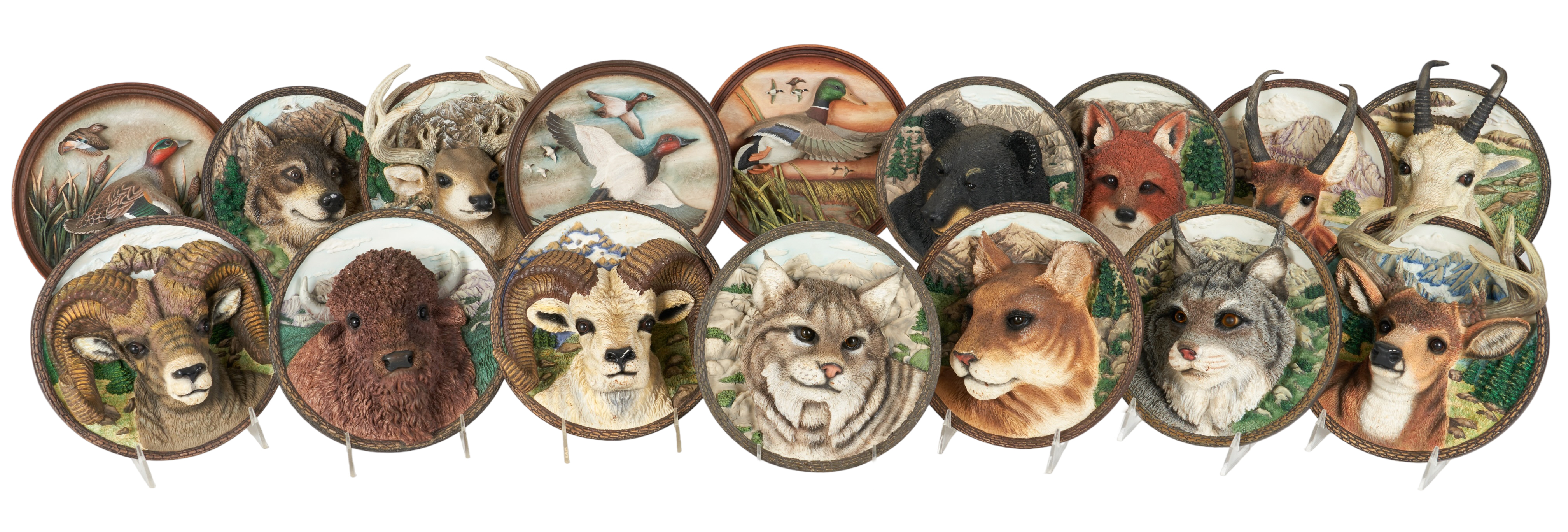 (17) Bradford Exchange 3-D animal