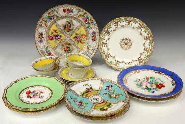 (17) COLLECTION OF PORCELAIN