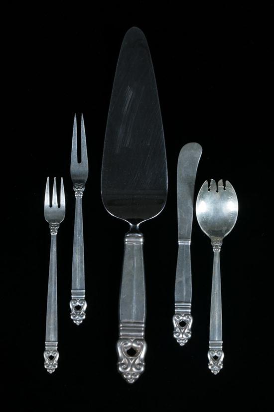 17 PIECES INTERNATIONAL STERLING